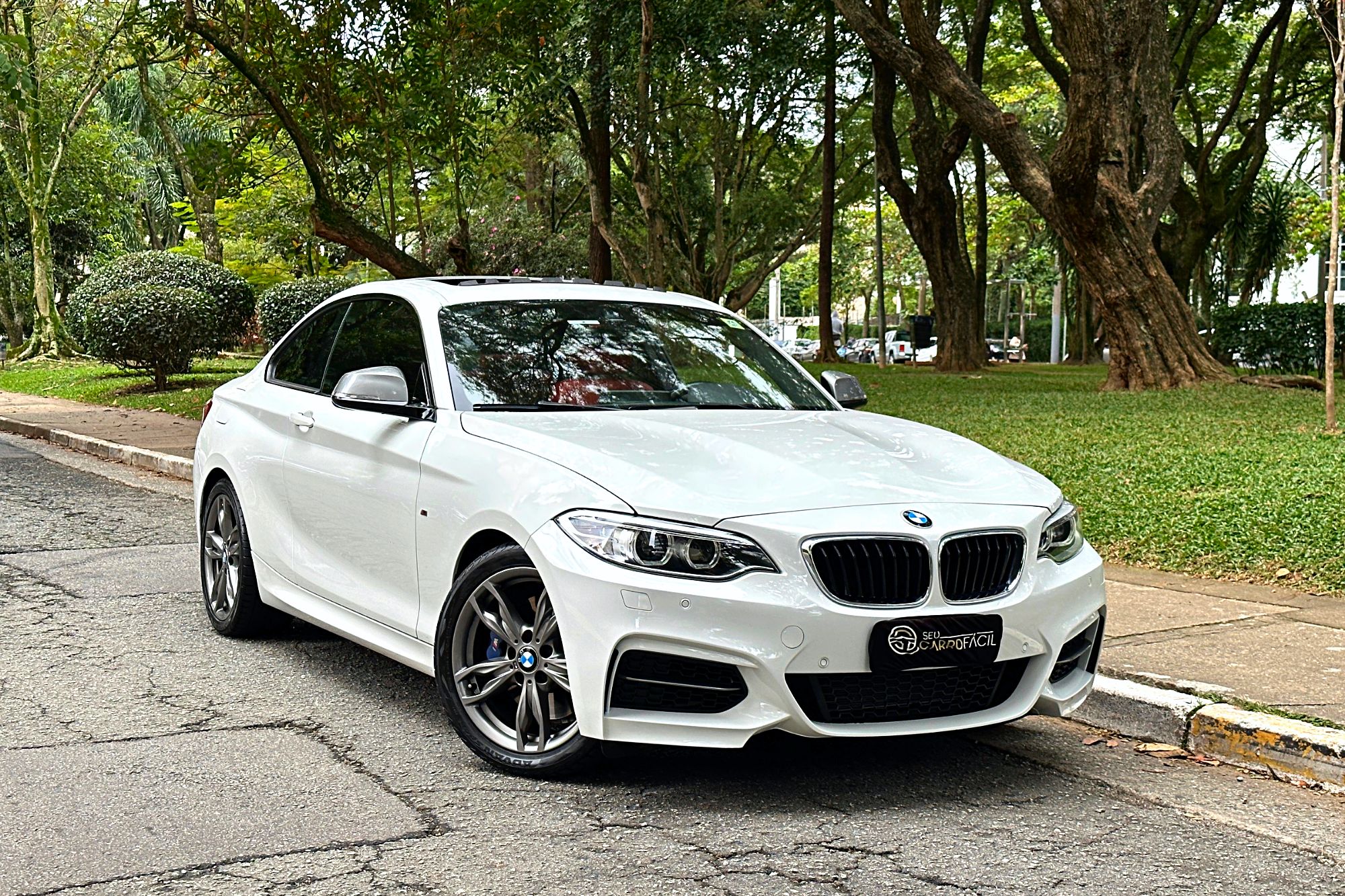 BMW M240i