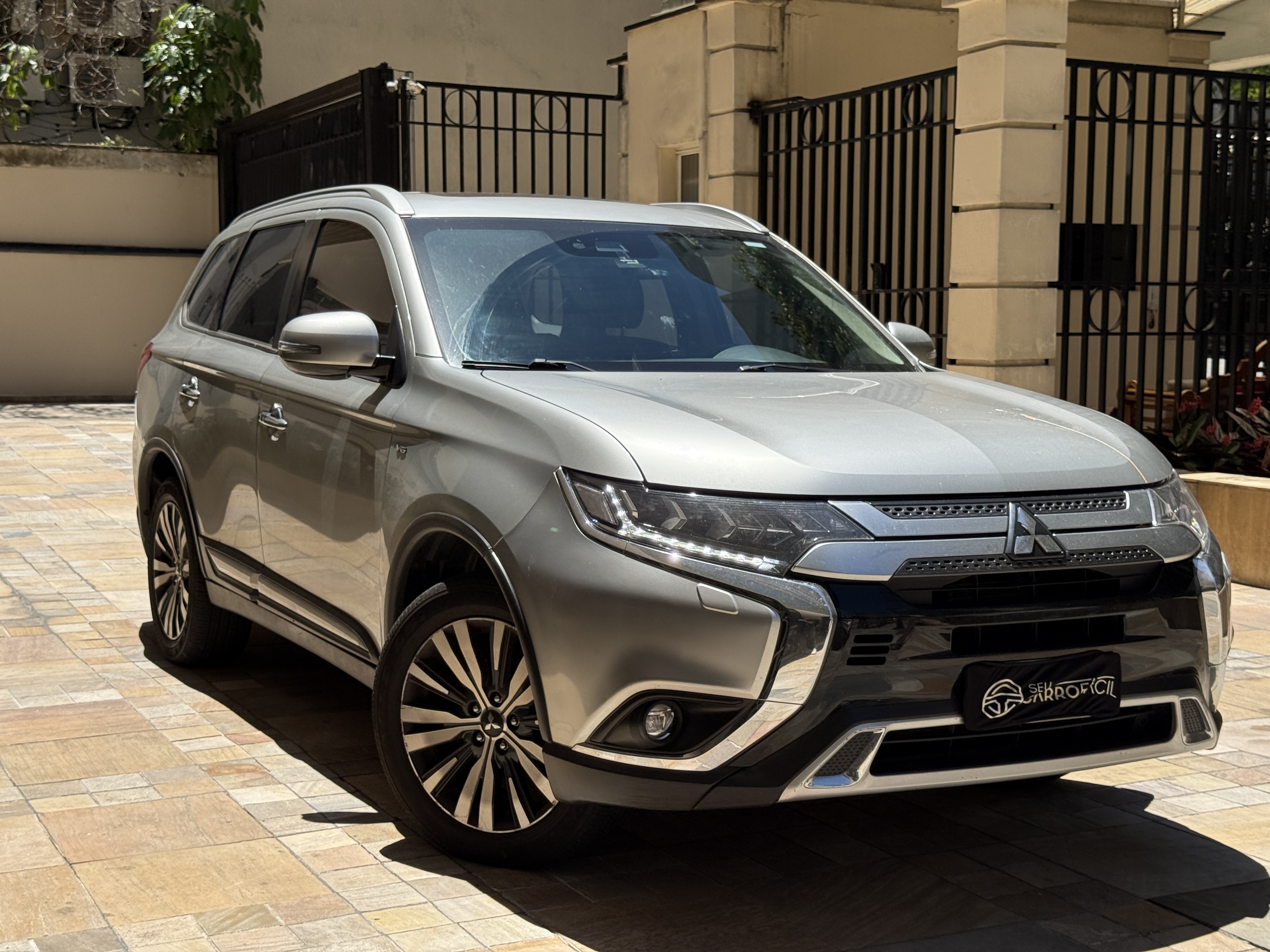 Mitsubishi Outlander V6 HPE-S