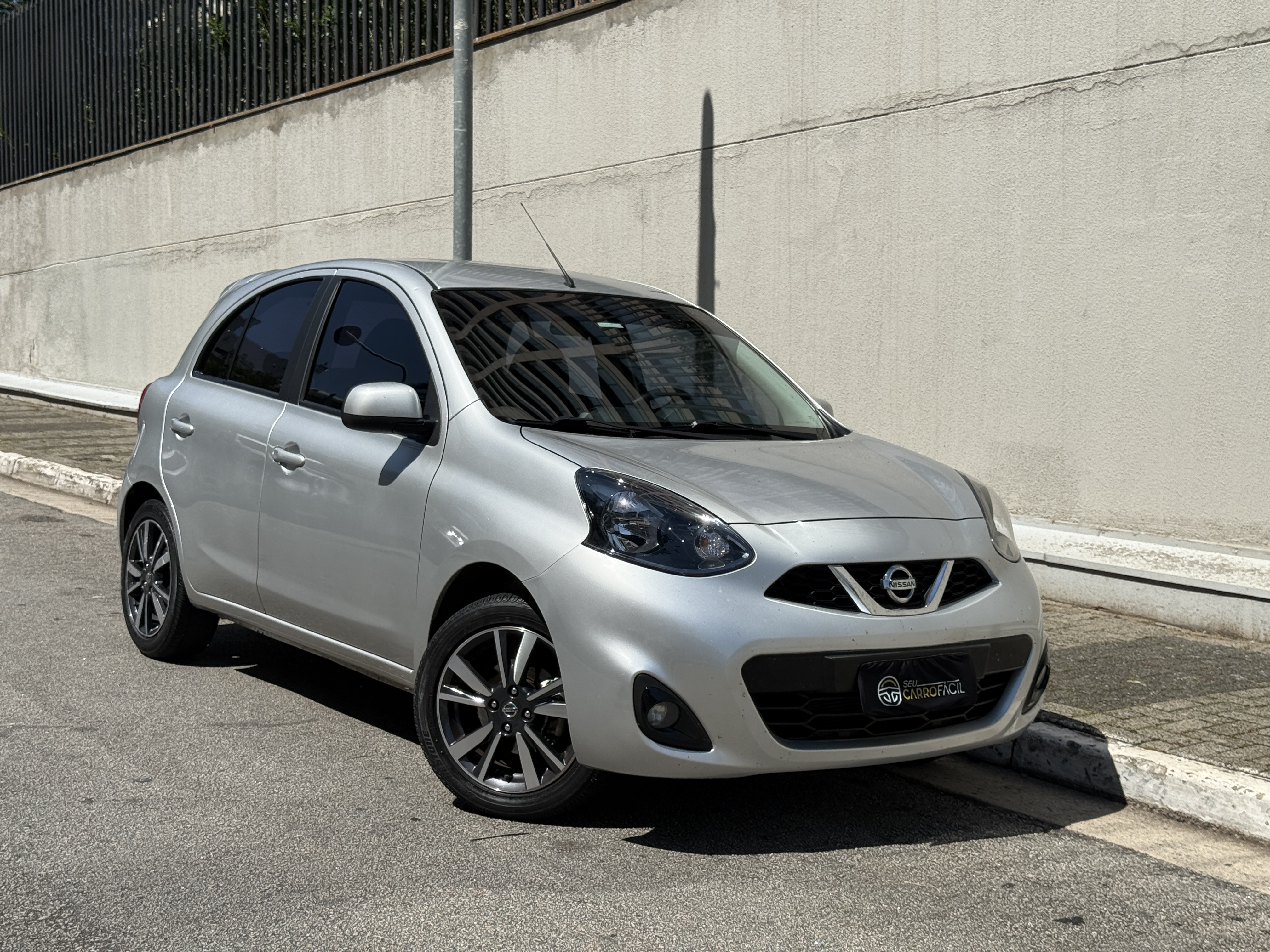 Nissan March SL CVT