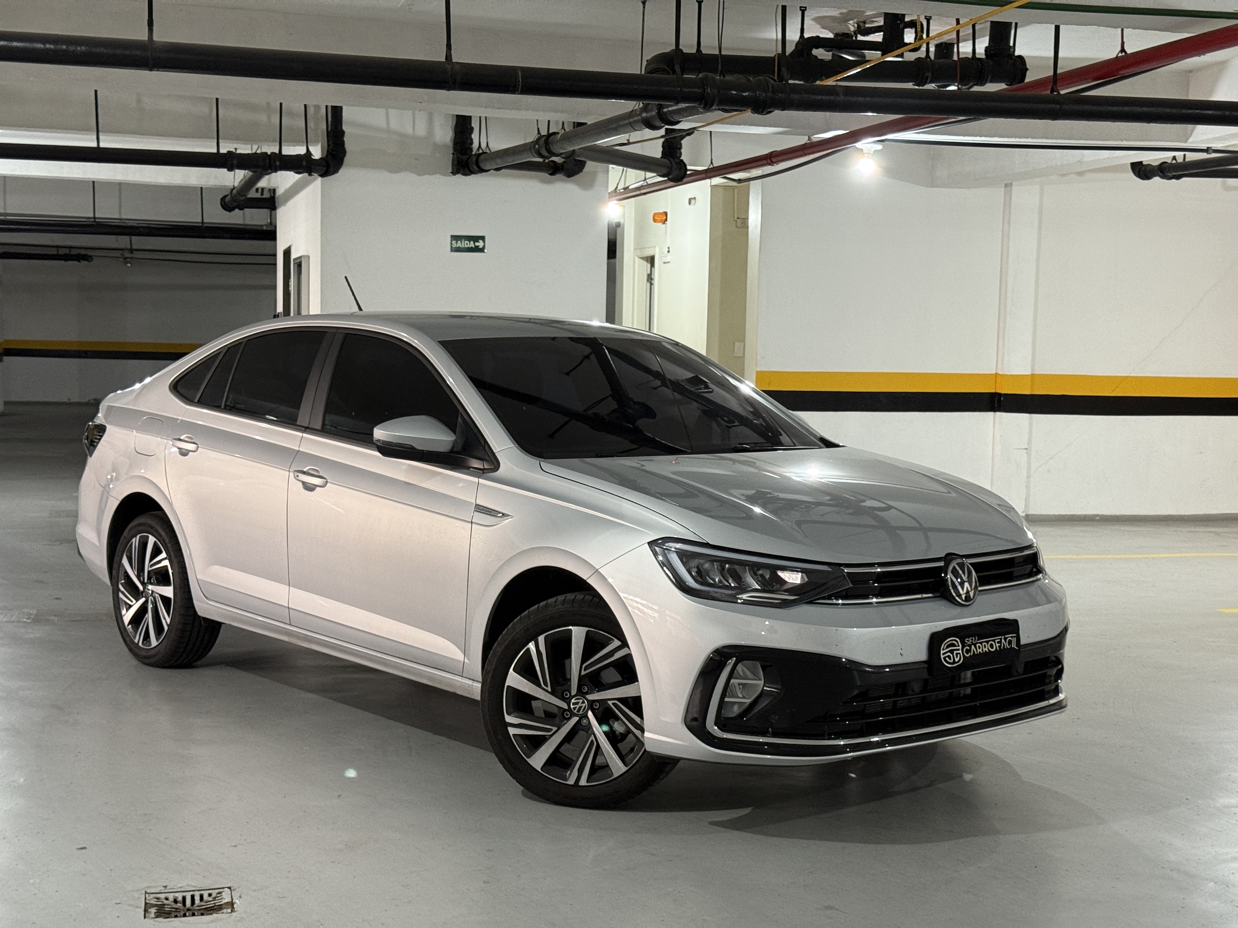 Volkswagen Virtus Highline 200 TSI 