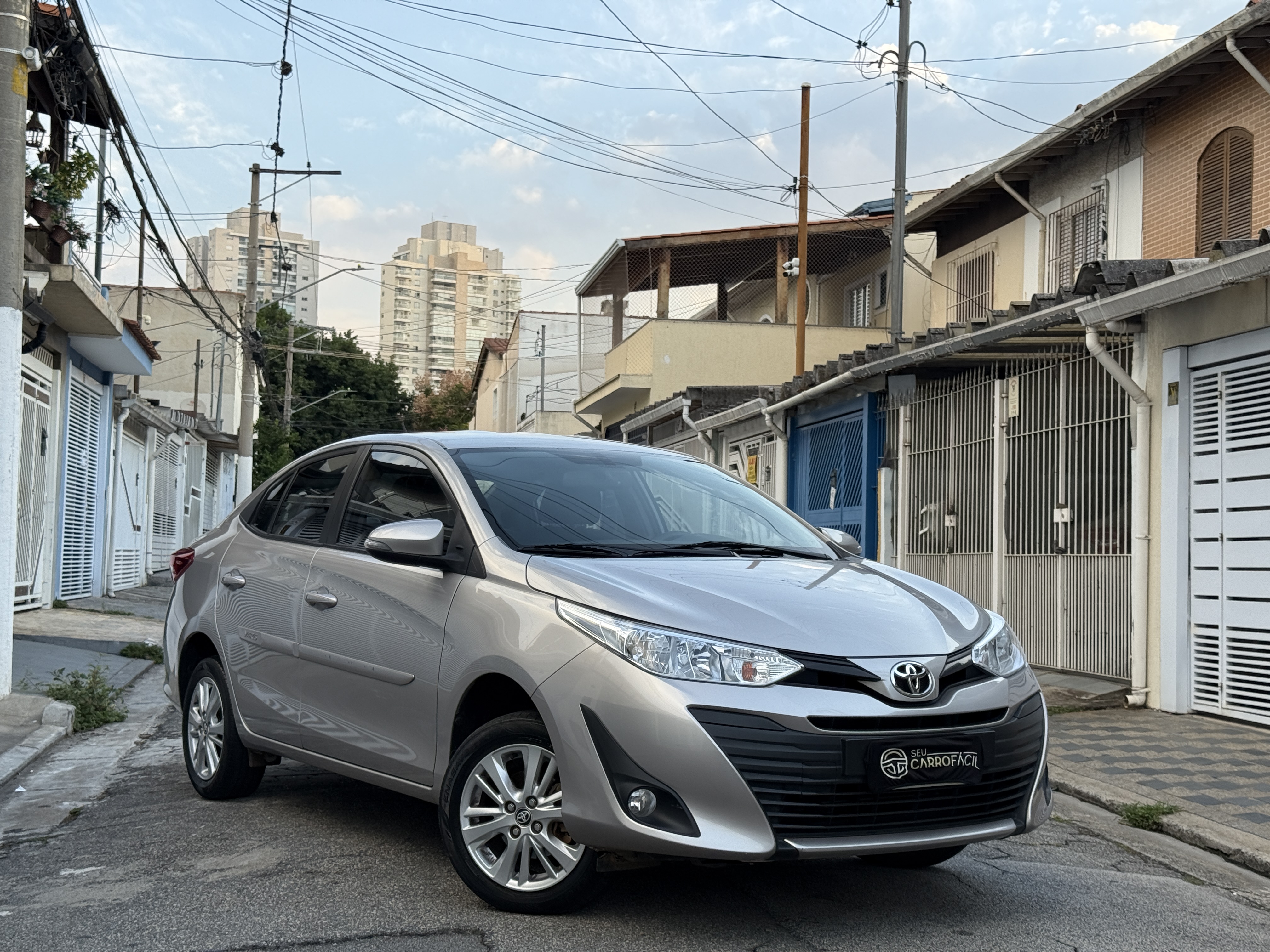 Toyota Yaris Sedan XL Plus Tech - 